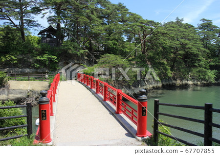 A bridge leading to Oshima, Matsushima Town, Miyagi Prefecture 67707855