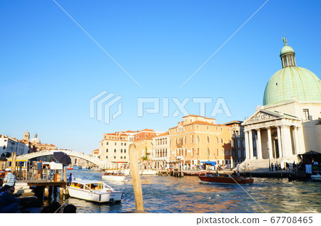 Streets of Venice Streets of Venice 67708465