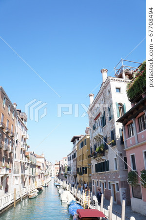 Streets of Venice Streets of Venice 67708494