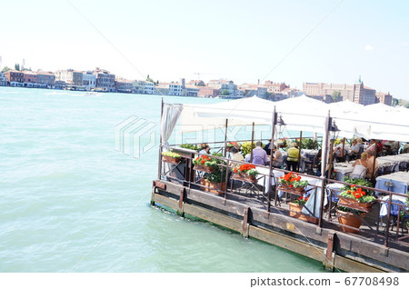 威尼斯的街道 67708498