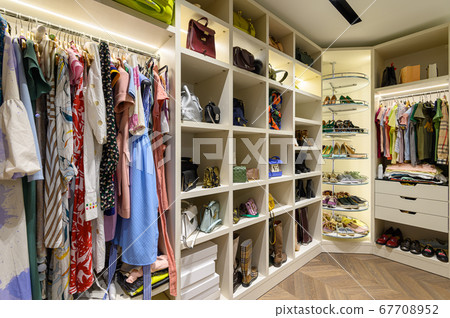 Large woman's wardrobe 67708952