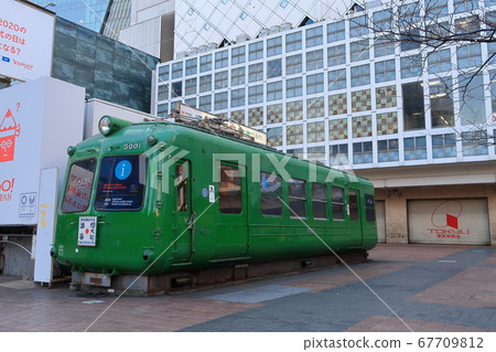 [Shibuya Ward] Shibuya Hachiko Square Blue Frog Tourist Information Center 67709812