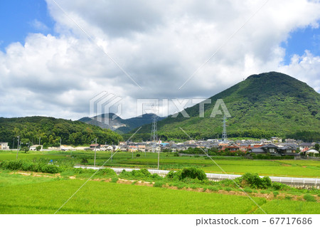 從下關站到德山站的山陽本線窗口風景 從下關站到德山站的山陽本線窗口風景 67717686