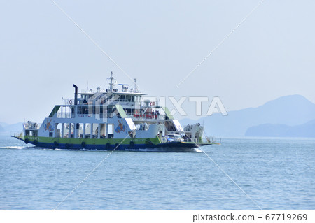 Scenery of Okunoshima (Usagi Island) and ferry route to the island Scenery of Okunoshima (Usagi Island) and ferry route to the island 67719269