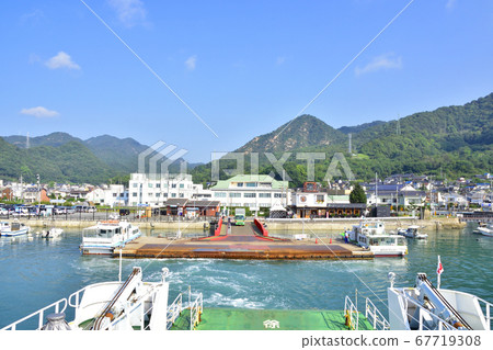 Scenery of Okunoshima (Usagi Island) and ferry route to the island 67719308
