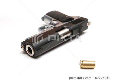 Gun and Bullet 67723010