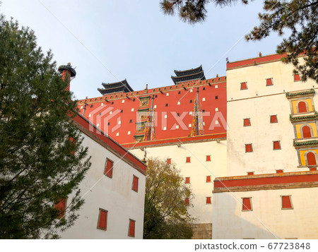 The Putuo Zongcheng Buddhist Temple, one of the Eight Outer Temples of Chengde, China 67723848