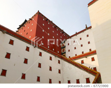 The Putuo Zongcheng Buddhist Temple, one of the Eight Outer Temples of Chengde, China The Putuo Zongcheng Buddhist Temple, one of the Eight Outer Temples of Chengde, China 67723900