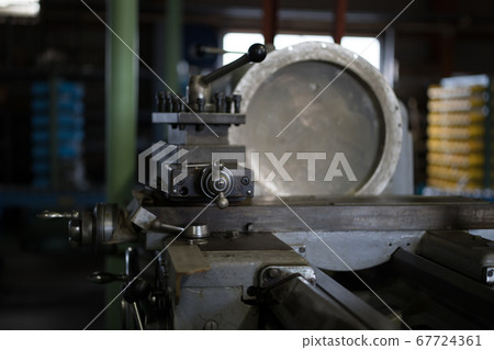 車床加工 67724361