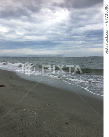 A beach with strong winds 2 A beach with strong winds 2 67726390