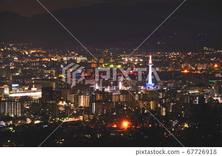 Kyoto night view 67726918
