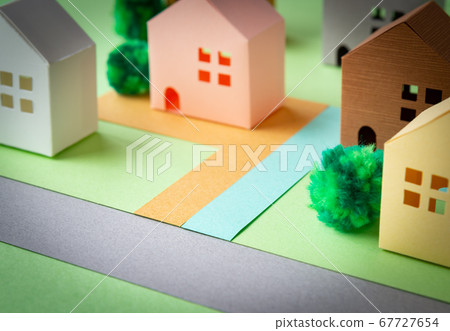 Duty obligations Buildings and public roads Real estate approach roads 67727654