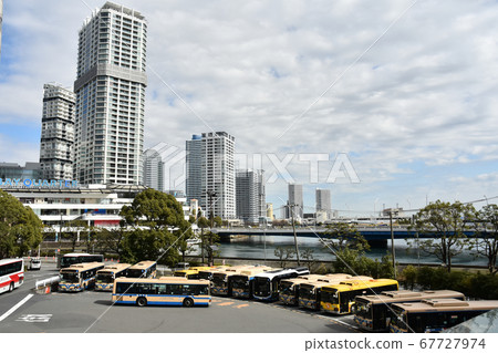 The streets of Yokohama Minato Mirai 67727974