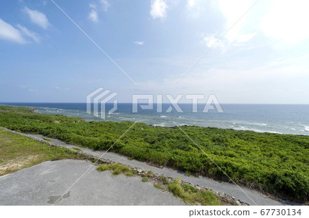 沖繩縣Hateruma島Nadome池塘觀景台底部的景色 沖繩縣Hateruma島Nadome池塘觀景台底部的景色 67730134