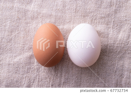 Eggs on the cloth Eggs on the cloth 67732734