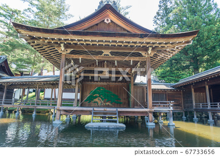味iso木神社的水守宮(能樂階段) 味iso木神社的水守宮(能樂階段) 67733656