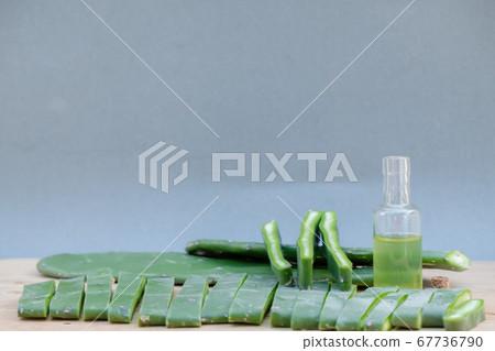 Borapet Gel that has both substances to cure scars And used to produce health drinks Or cosmetics that are good for the skin 67736790