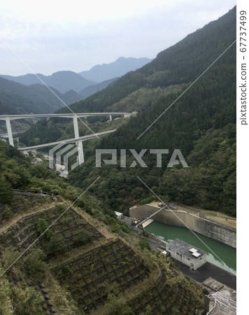 秩父市中津川環路和T澤水壩 秩父市中津川環路和T澤水壩 67737499