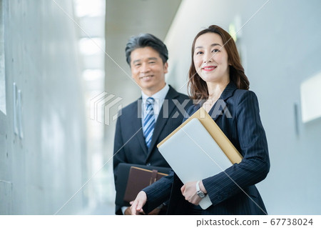 女商人 女商人 67738024