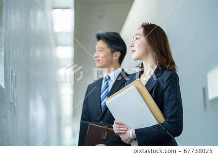 女商人 女商人 67738025