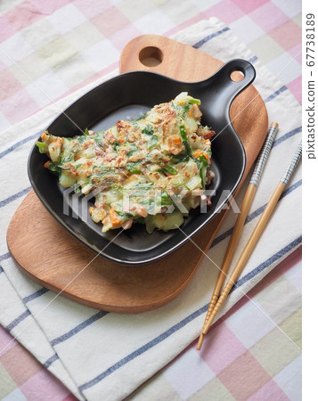 韓國傳統食品蔬菜煎餅 韓國傳統食品蔬菜煎餅 67738189