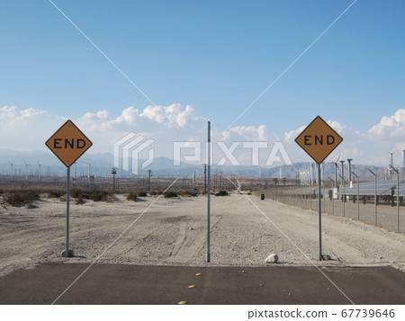 道路 道 路 67739646