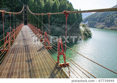 Zao bridge 67739949