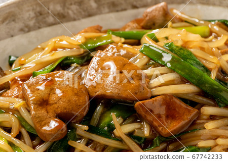 Fried Rebanira. (Stir-fried pork liver and sprouts and Chinese chive.) Fried Rebanira. (Stir-fried pork liver and sprouts and Chinese chive.) 67742233
