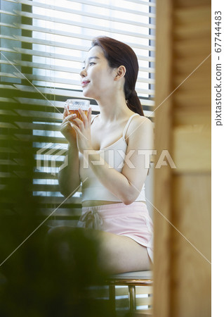 Tea Time, Tea Therapy, Foot Bath, Healing, Young Woman 67744483