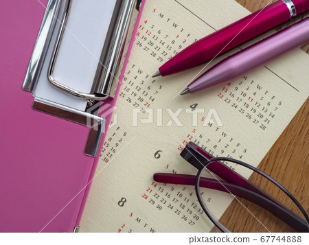 Business image, binder, calendar, glasses, women Business image, binder, calendar, glasses, women 67744888