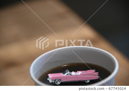 Coffee and candy car 67745024