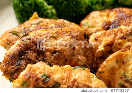 雞piccata。 雞piccata。 67745297