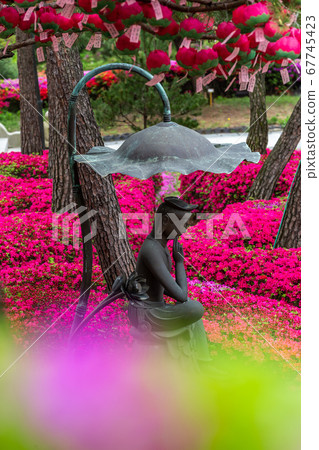 美麗的彌勒佛 美麗的彌勒佛 67745423