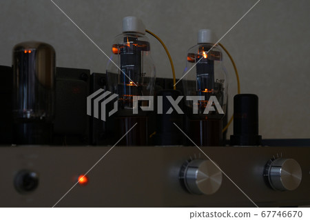 Tube amp 67746670