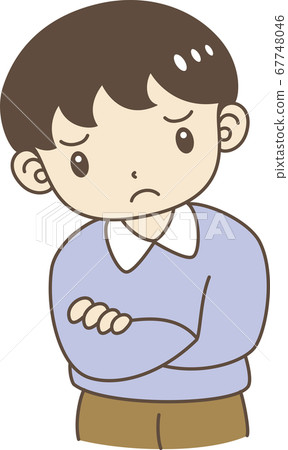 一個男孩性格,他的雙臂交叉著,脖子斜倚,感到懷疑 一個男孩性格,他的雙臂交叉著,脖子斜倚,感到懷疑 67748046