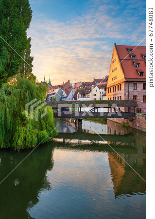 Henkersteg in Nuremberg, Germany on the Pegnitz 67748081