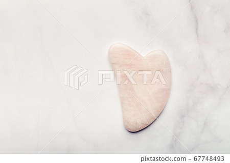 Gua sha stone 67748493
