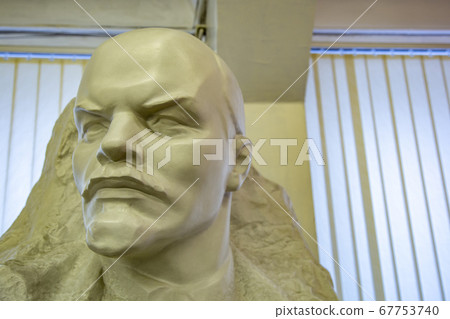 Monument to Lenin in Moscow, Russia Monument to Lenin in Moscow, Russia 67753740