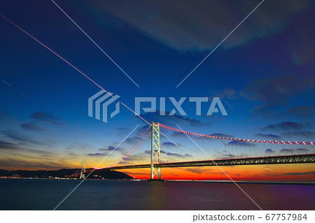 Pearl Bridge Pearl Bridge 67757984