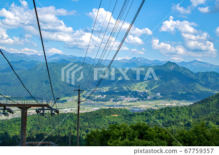 A view of the Uonuma Mountain Range from the Uonuma Skyline A view of the Uonuma Mountain Range from the Uonuma Skyline 67759357