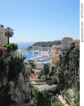 Monaco 67761509