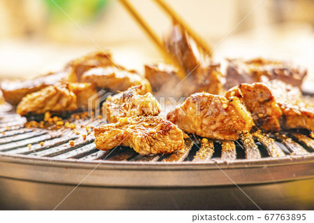 Toasted lamb meat 5658 67763895