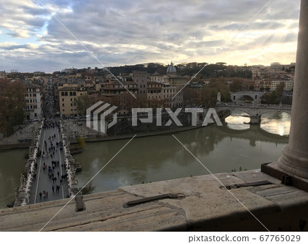 Road from Castel Sant'Angelo 67765029