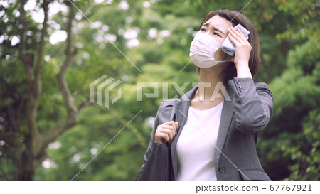 擦汗女商人 67767921