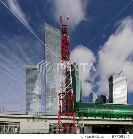 Little Ring of the Moscow Railways and skyscrapers of the International Business Center (City), Russia. Delovoy Tsentr  railway station 67769195