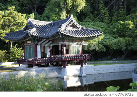 仿照芙蓉亭建造的建築 67769722