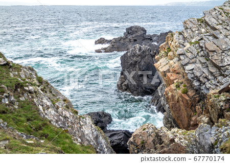 The coastline at Dawros in County Donegal - Ireland. 67770174