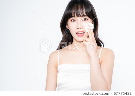 Women beauty Women beauty 67775421