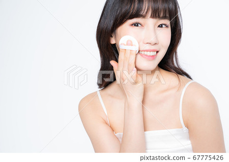 Women beauty Women beauty 67775426