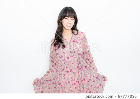 Women beauty fashion 67777856